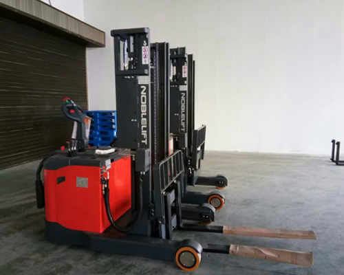 廠房叉(cha)車充電規範(fan)要求